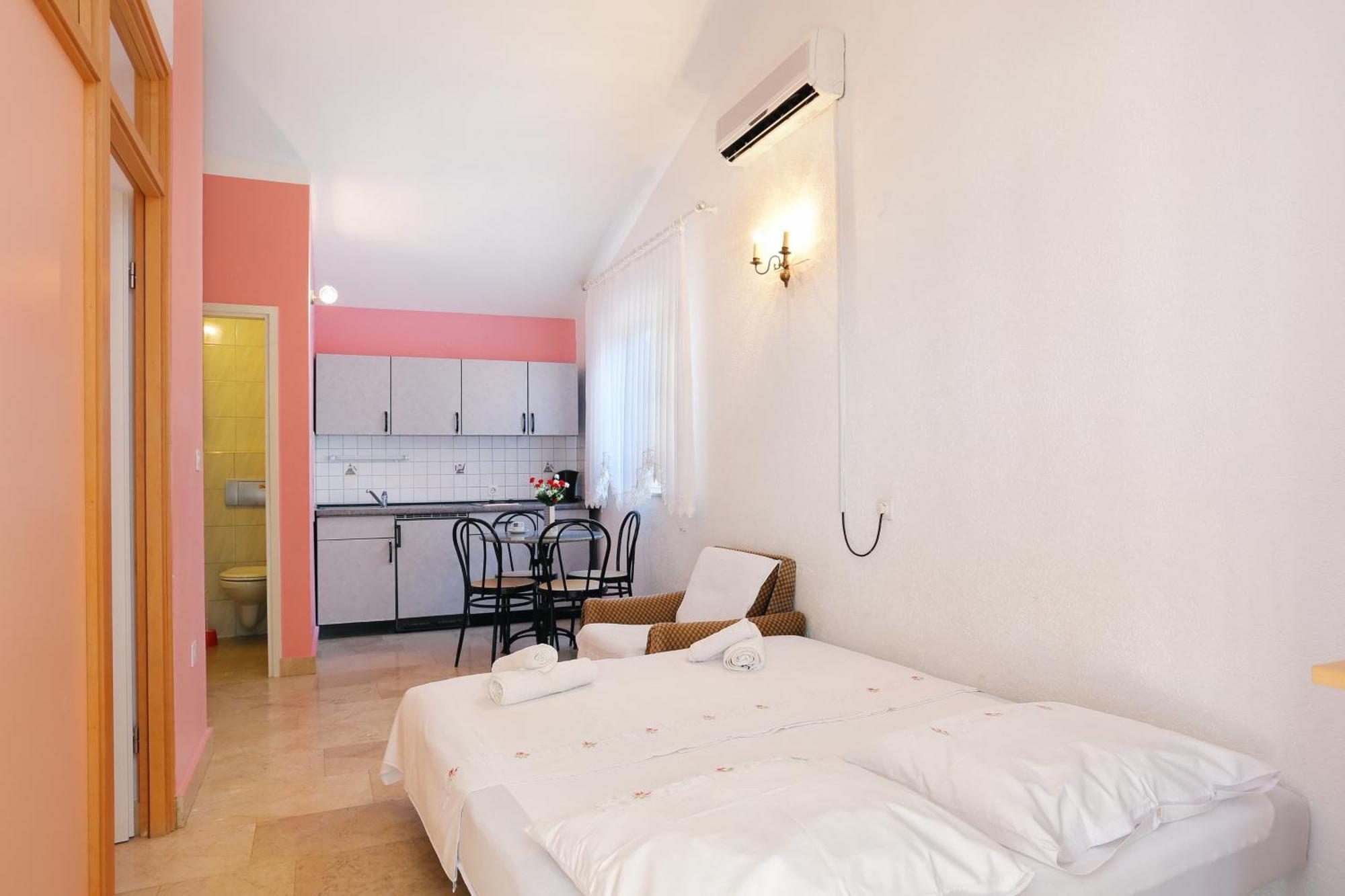 Apartments With A Parking Space Marusici, Omis - 18497 Mimice Habitación foto